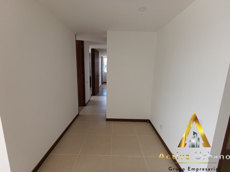 foto_104227_901271444_0176929237_ss