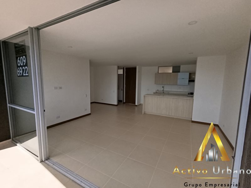 foto_104227_901271444_0227508111_ss