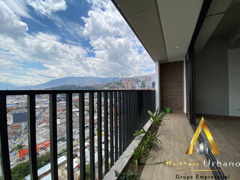 foto_104227_901271444_8222876677_ss