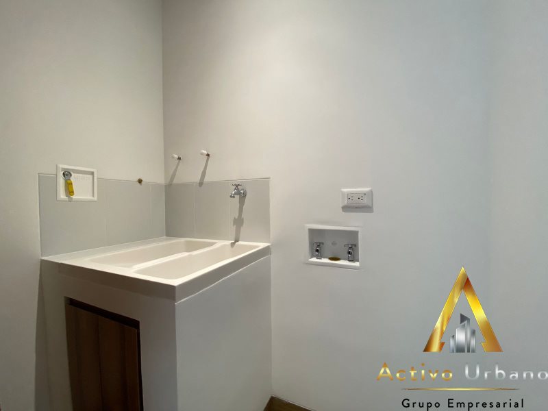 foto_104227_901271444_8250951797_ss