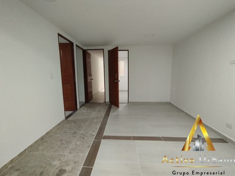 foto_104581_901271444_7938621451_ss