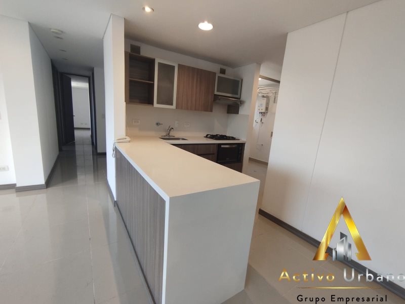 foto_104581_901271444_7963543269_ss