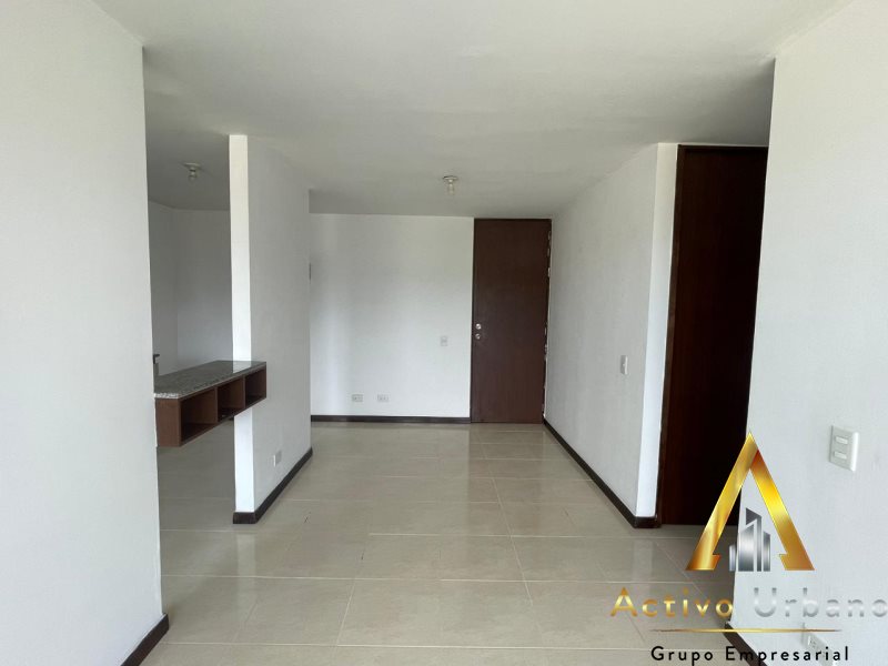 foto_104581_901271444_7988384372_ss