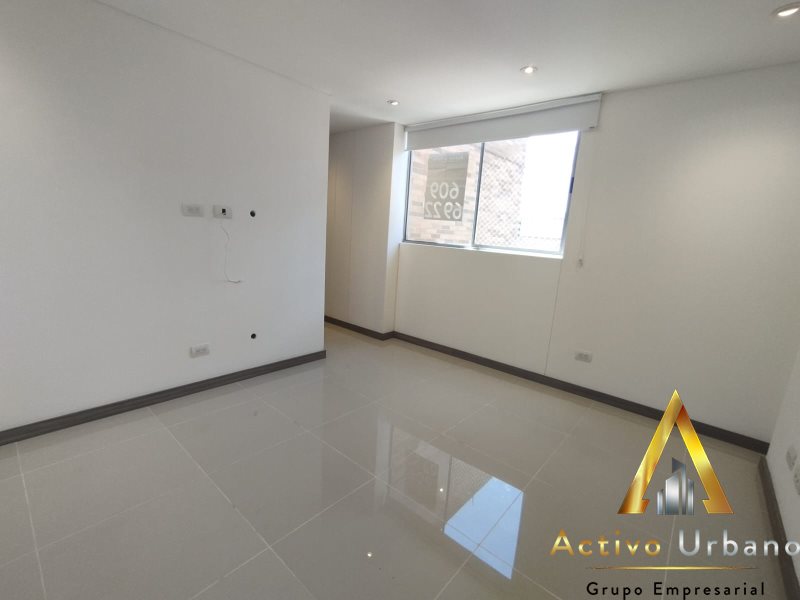 foto_104581_901271444_8007566519_ss