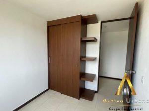 foto_104581_901271444_8028679060_ss