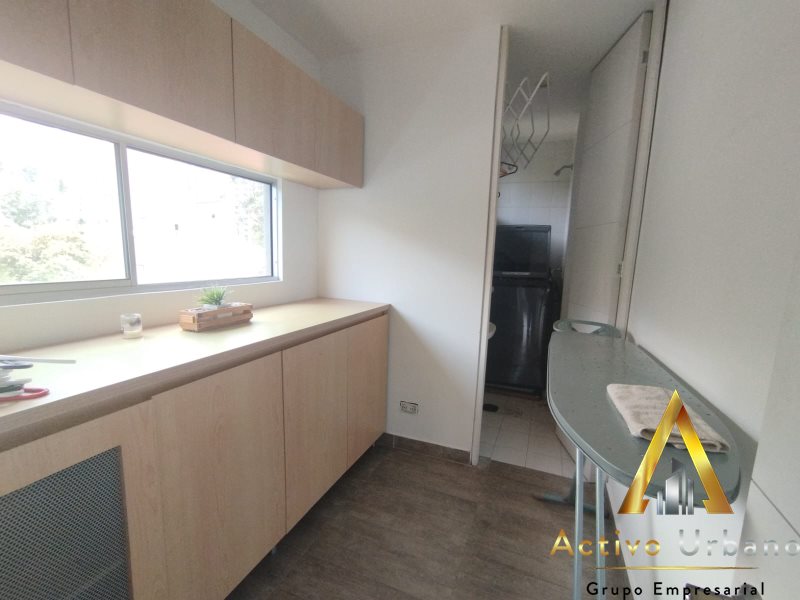 foto_104586_901271444_0307612543_ss