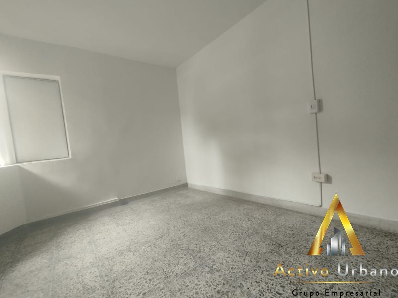 foto_104586_901271444_0606640404_ss