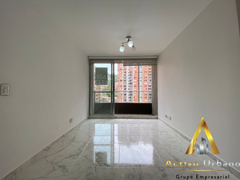 foto_104586_901271444_7723344971_ss