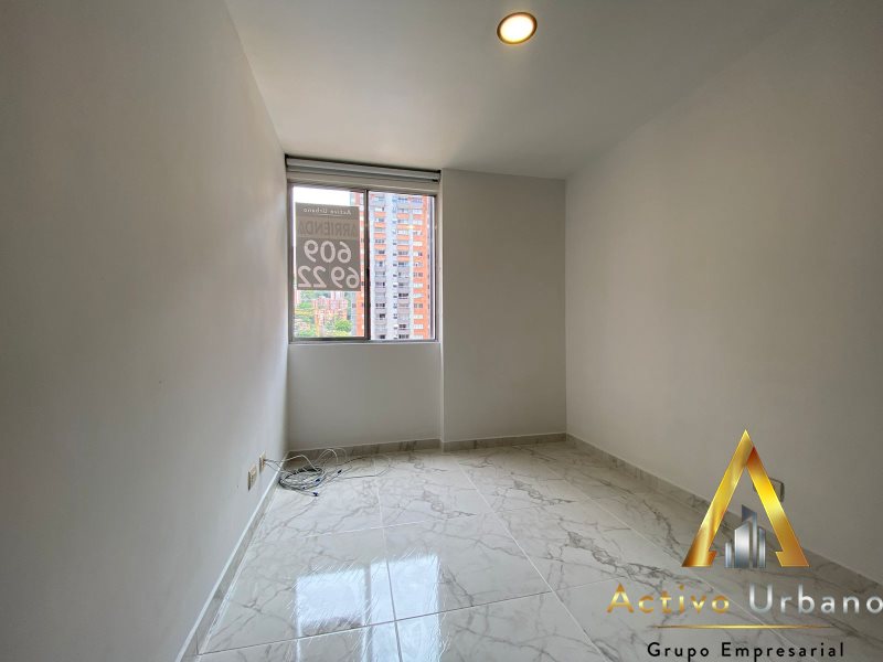 foto_104586_901271444_7749522252_ss