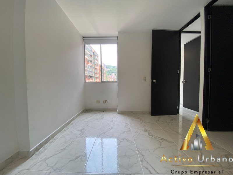 foto_104586_901271444_7779664277_ss