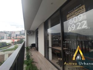 foto_104586_901271444_9002416785_ss