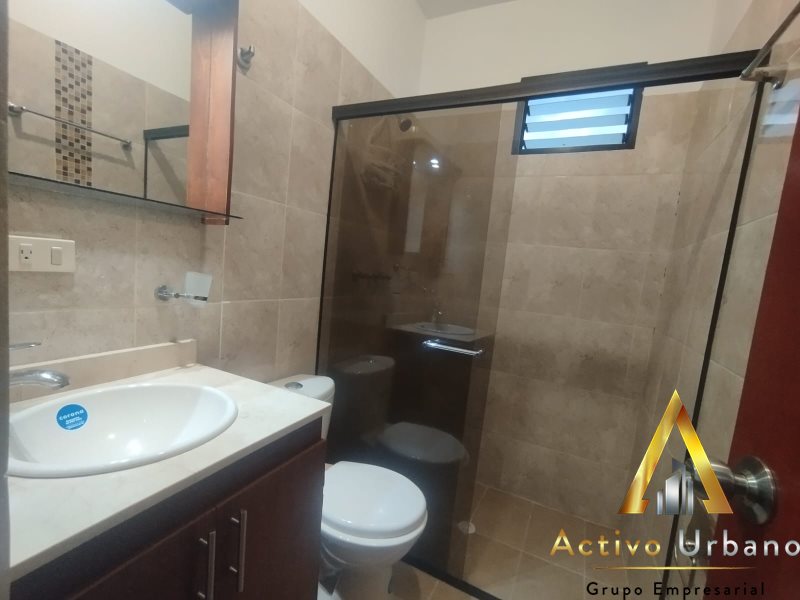 foto_104782_901271444_0150324177_ss