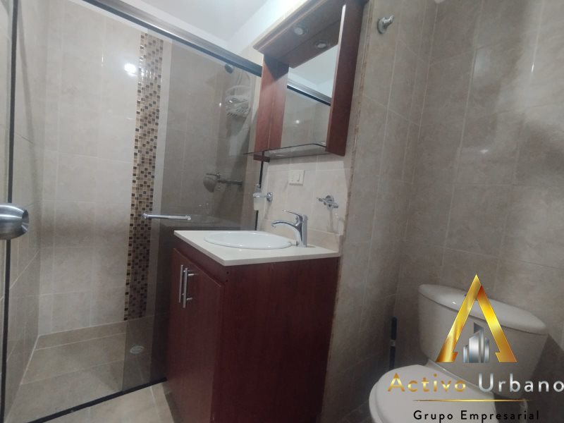 foto_104782_901271444_0182644063_ss