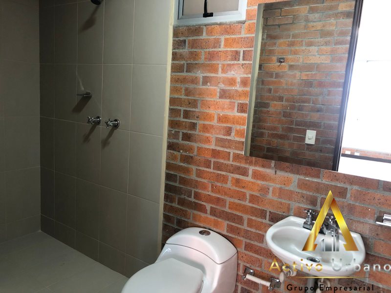 foto_104782_901271444_2294266426_ss