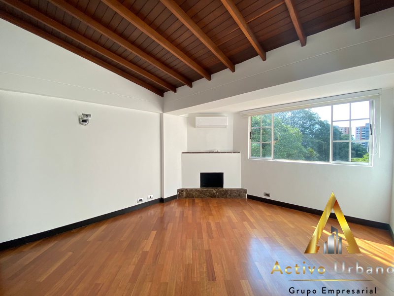 foto_104782_901271444_3147625524_ss