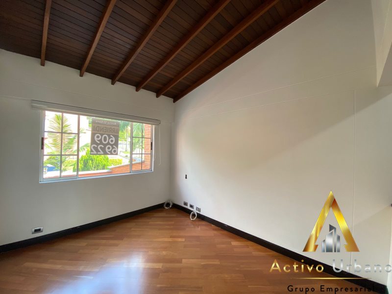 foto_104782_901271444_3215467853_ss