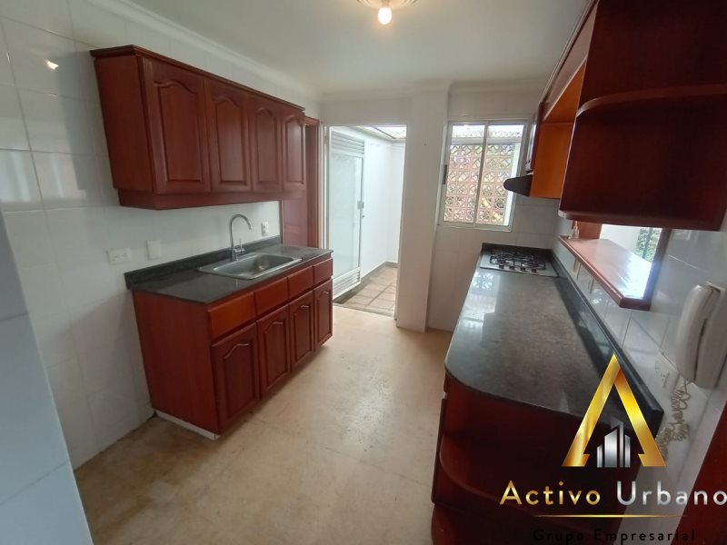 foto_104782_901271444_4368128465_ss