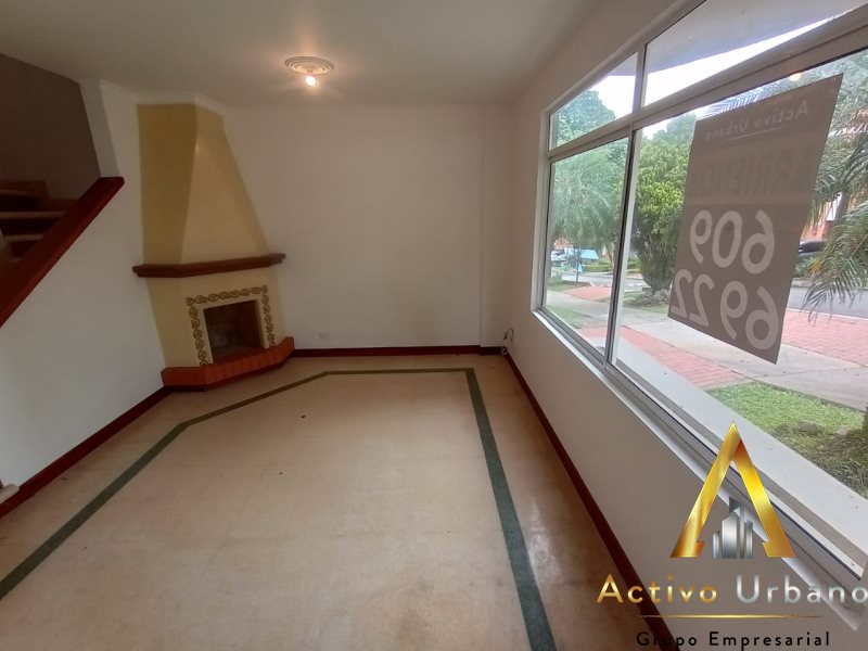 foto_104782_901271444_4406647868_ss