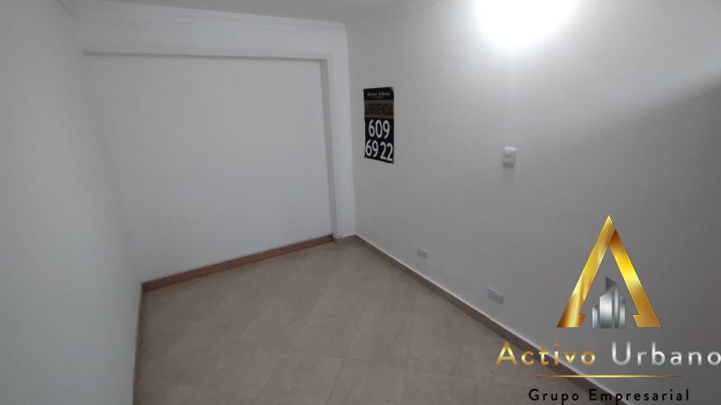 foto_104782_901271444_5988570712_ss