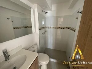 foto_104782_901271444_6646834369_ss