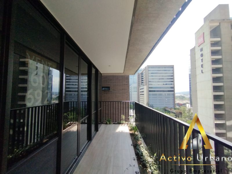 foto_104782_901271444_6873962840_ss