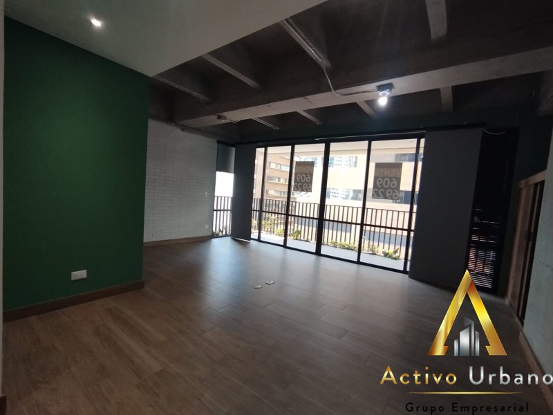 foto_104782_901271444_6907457128_ss