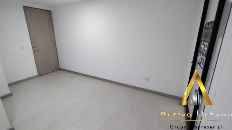 foto_104782_901271444_8209446427_ss