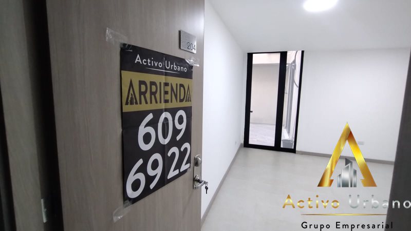 foto_104782_901271444_8210416632_ss