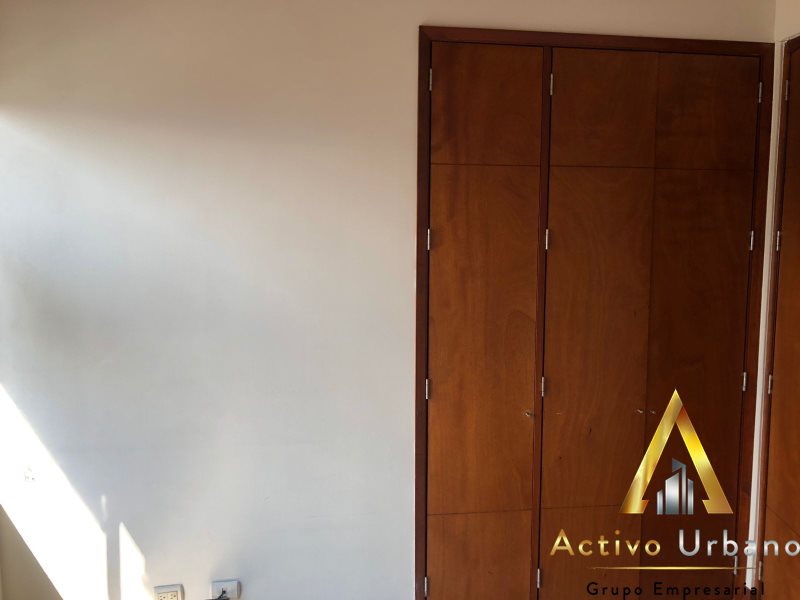 foto_104782_901271444_8384226287_ss