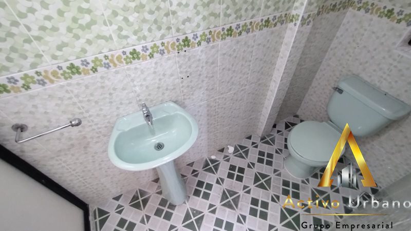 foto_104782_901271444_8941101190_ss