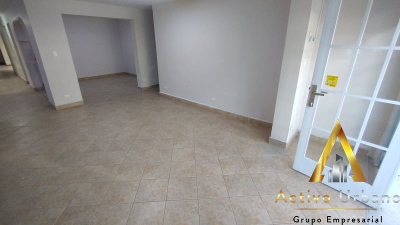 foto_104782_901271444_8954952852_ss