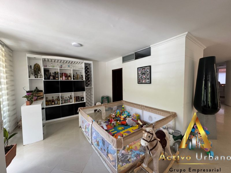 foto_104586_901271444_8994928924_ss