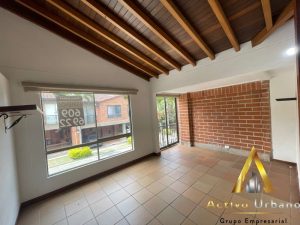 foto_104782_901271444_0392015290_ss