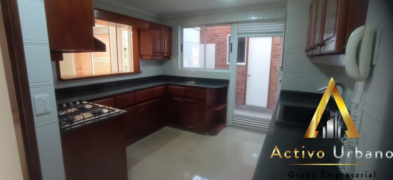 foto_104782_901271444_1462832991_ss