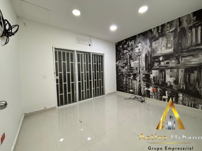 foto_104782_901271444_3246116412_ss