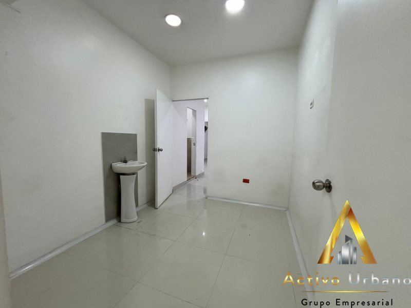 foto_104782_901271444_3268665300_ss