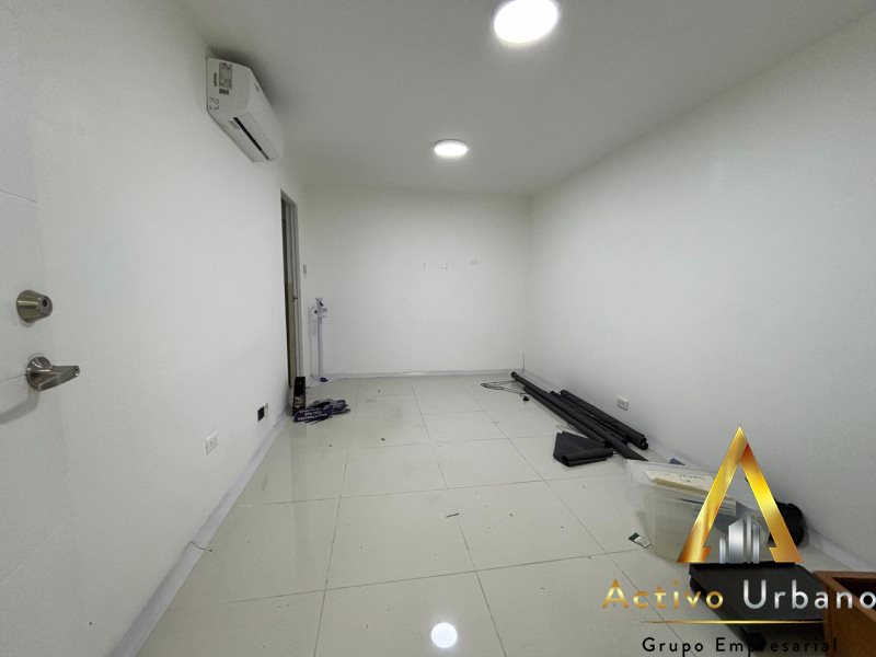 foto_104782_901271444_3296714174_ss