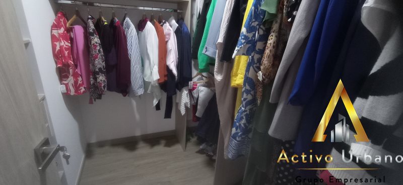 foto_104782_901271444_5078995930_ss