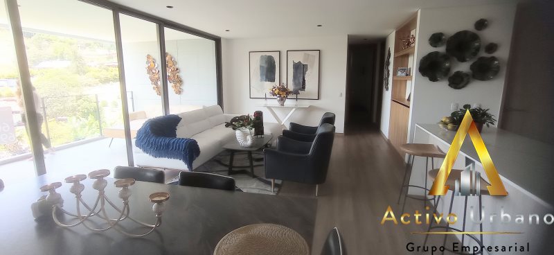 foto_104782_901271444_5139491581_ss