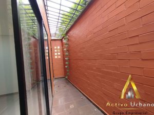 foto_104782_901271444_5352648592_ss