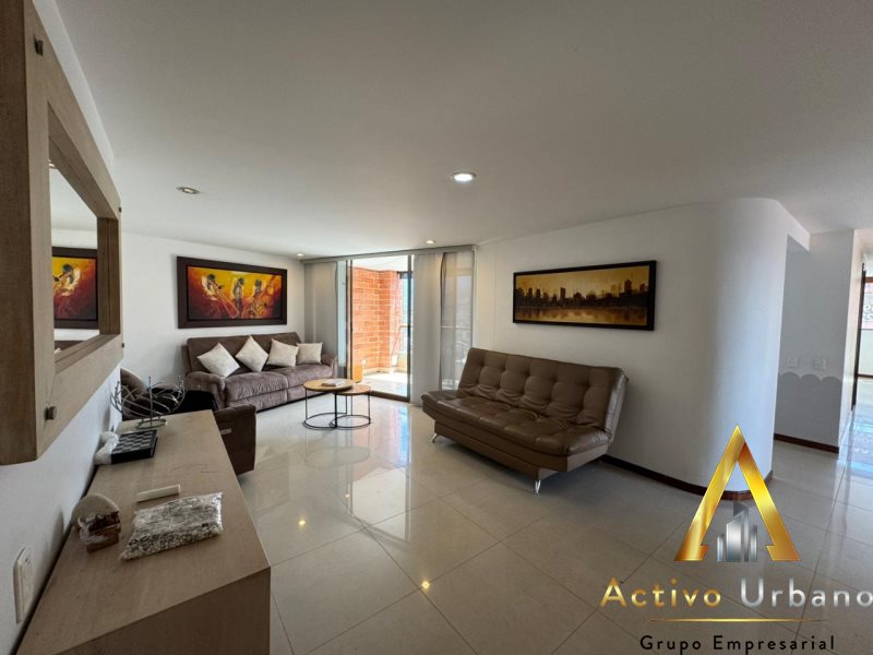 foto_104782_901271444_7610634776_ss