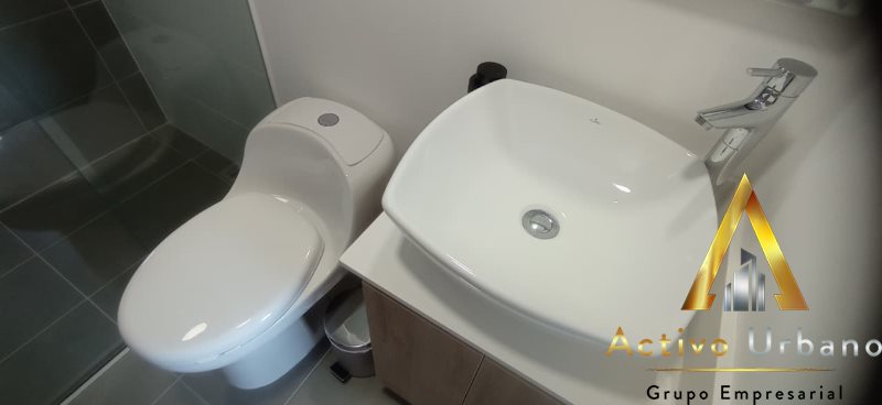 foto_104782_901271444_7714099445_ss