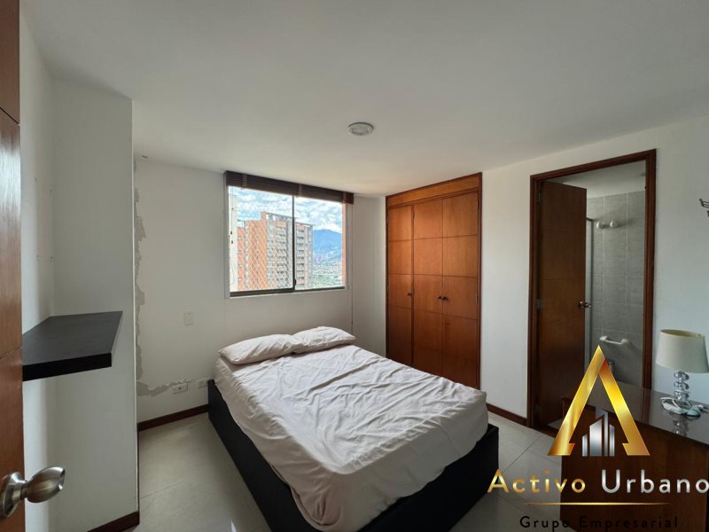 foto_104782_901271444_7732564357_ss