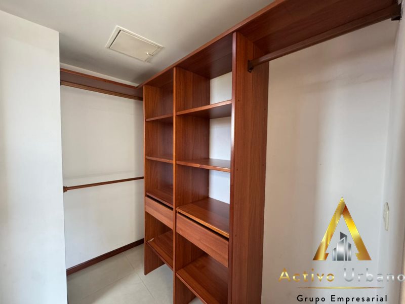 foto_104782_901271444_7736577668_ss