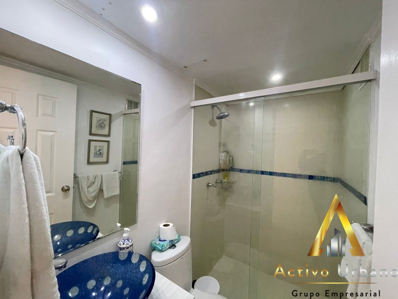 foto_104782_901271444_8333515535_ss