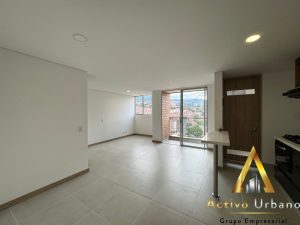 foto_104782_901271444_8450282323_ss