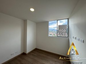 foto_104782_901271444_8506218155_ss