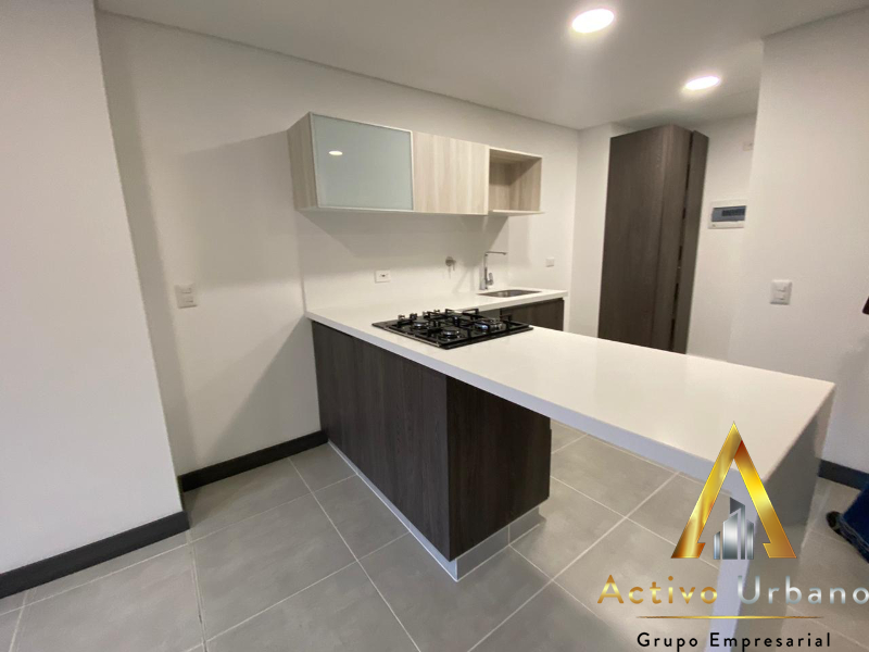 foto_32721_901271444_8437652924_ss